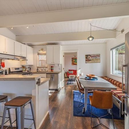 Lake Views, Pet-Friendly Cabin With Hot-Tub In King'S Beach 킹스비치 외부 사진