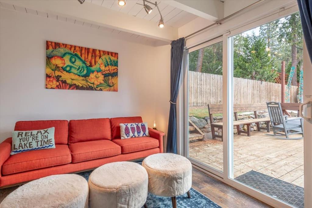 Lake Views, Pet-Friendly Cabin With Hot-Tub In King'S Beach 킹스비치 외부 사진