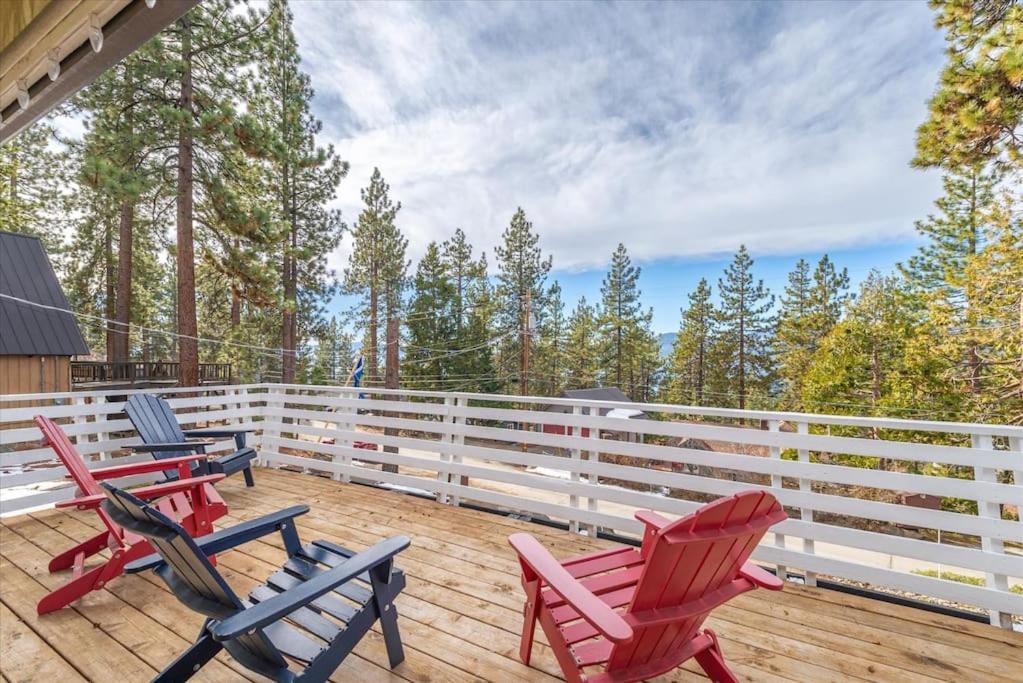 Lake Views, Pet-Friendly Cabin With Hot-Tub In King'S Beach 킹스비치 외부 사진