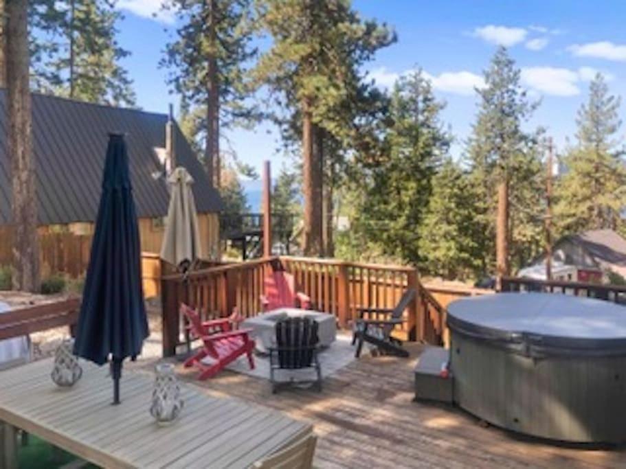 Lake Views, Pet-Friendly Cabin With Hot-Tub In King'S Beach 킹스비치 외부 사진